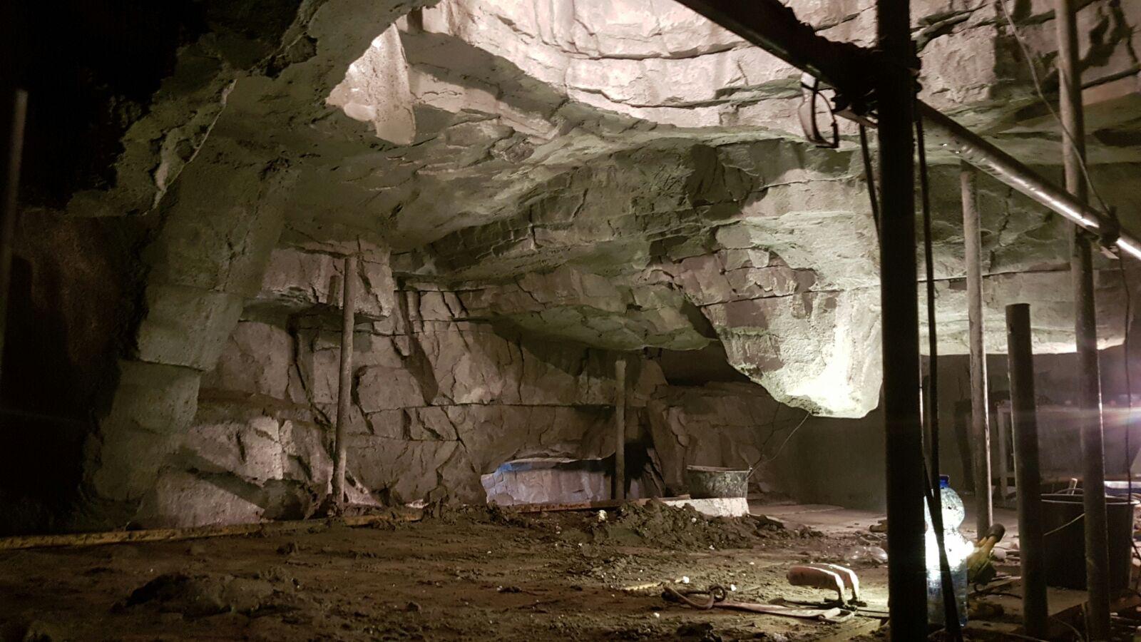 Der Höhleninnenraum während des Baus.